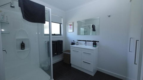 Stylish Holiday Unit - QLD Tourism 2