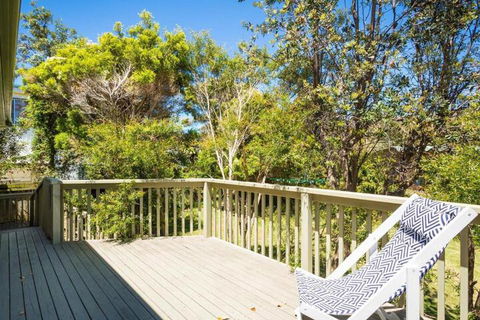 Magical Mystery Bay Road - QLD Tourism 2
