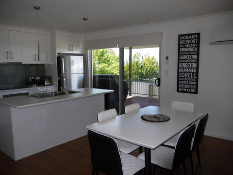 Westwood Villas Bridport - QLD Tourism 5