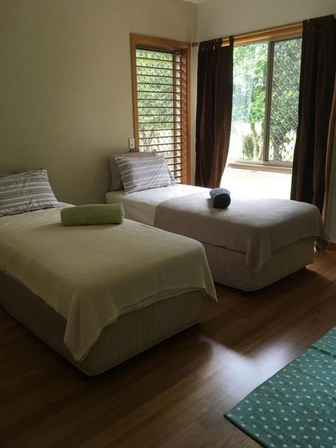 Cairns Homestead Acreage Pet & Family Friendly - QLD Tourism 6