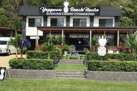 Yeppoon Beachhouse - Hostel - QLD Tourism 0