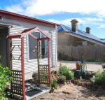 Oatlands Retreat - QLD Tourism