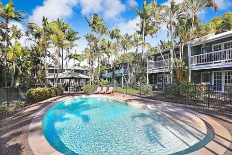 Coral Beach Noosa Resort - QLD Tourism 2