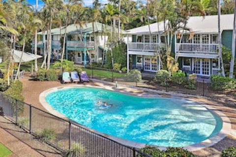 Coral Beach Noosa Resort - QLD Tourism 0