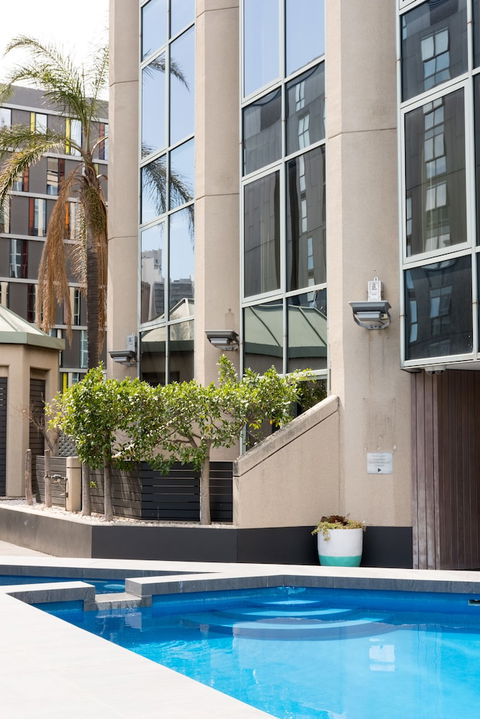 Novotel Sydney Central - QLD Tourism 6