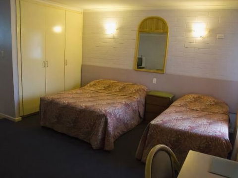 White Gum Motel - Queensland Tourism 2
