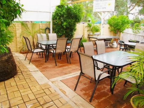 White Gum Motel - Queensland Tourism 6