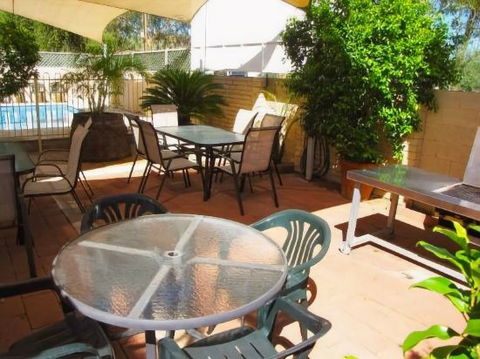 White Gum Motel - Queensland Tourism 1