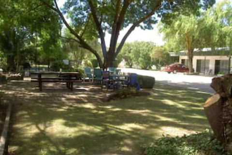 Yea Motel - QLD Tourism 5