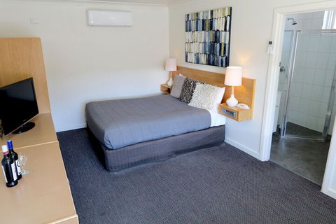 Harbour View Motel - Queensland Tourism 6