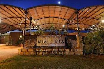 Mia Mia House In The Desert - Queensland Tourism 2