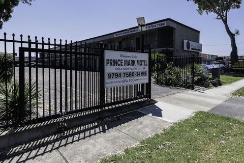 The Prince Mark Motor Inn - Queensland Tourism 3