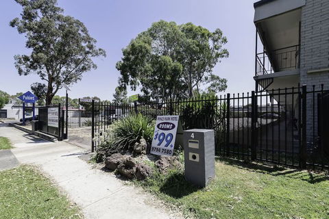 The Prince Mark Motor Inn - Queensland Tourism 4