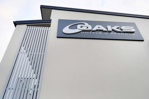 Oaks Middlemount Suites - Queensland Tourism 5