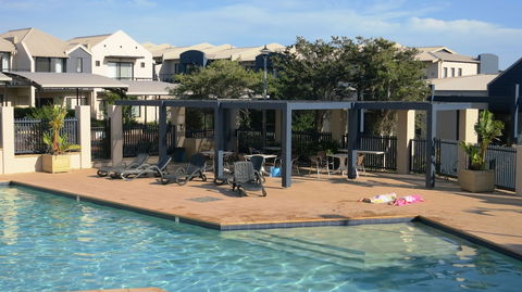 Margarets Beach Resort - QLD Tourism 5