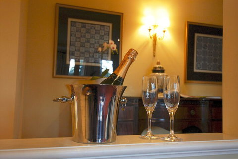 Woodman Estate - Luxury Country House Restaurant & Spa - QLD Tourism 4