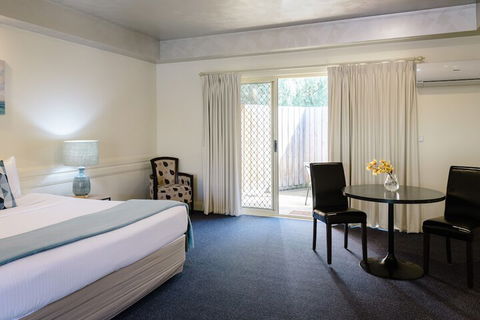 Fairways Resort - Queensland Tourism 3