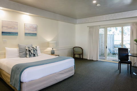 Fairways Resort - Queensland Tourism 2