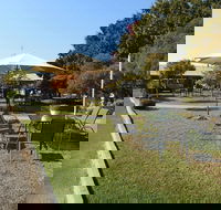 Wine Village Motor Inn - Queensland Tourism