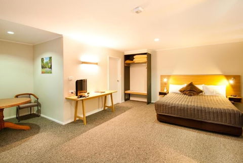 Posthouse MotorLodge - QLD Tourism 4