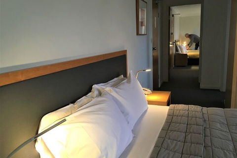 Park Ridge Retreat - Queensland Tourism 7