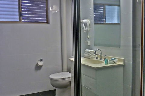Park Ridge Retreat - Queensland Tourism 6