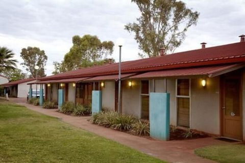 Seasons Hotel Newman - Queensland Tourism 3