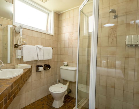 Midcity Motor Lodge - QLD Tourism 5