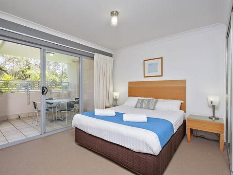 Shoal Bay Beachclub Apartments - QLD Tourism 6