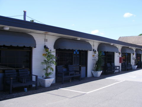 Motel Lodge - Queensland Tourism 3