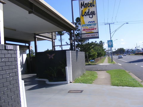 Motel Lodge - Queensland Tourism 6