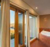 Eagle View Escape - Queensland Tourism
