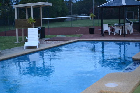 Frankston Motel - Queensland Tourism 0
