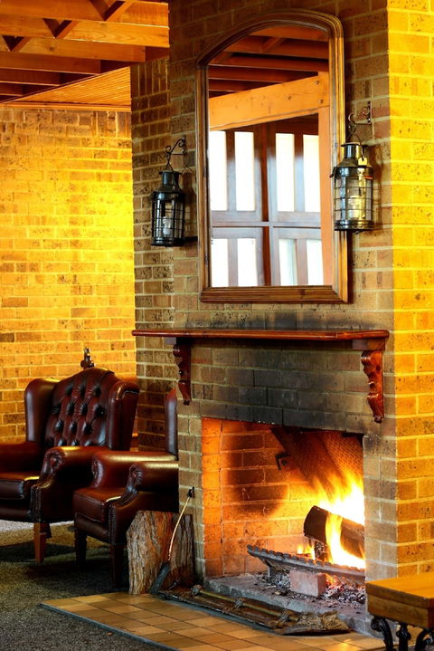 Nightcap At Macquarie Inn - Queensland Tourism 3