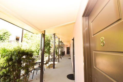 Station Hotel Motel Kurri Kurri - Queensland Tourism 0