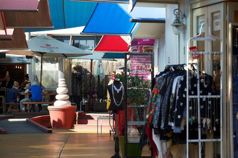 Amity Apartment Hotels - QLD Tourism 3