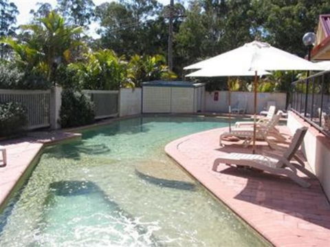 Nelson Bay Breeze Holiday Apartments - QLD Tourism 2