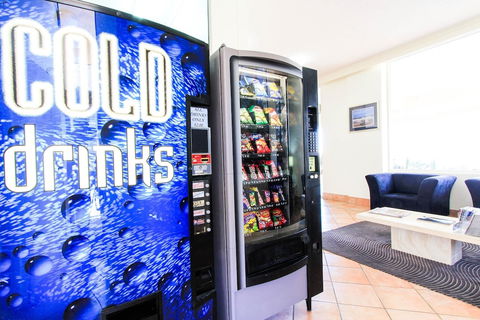 Seacrest Beachfront Holiday Apartments - QLD Tourism 5