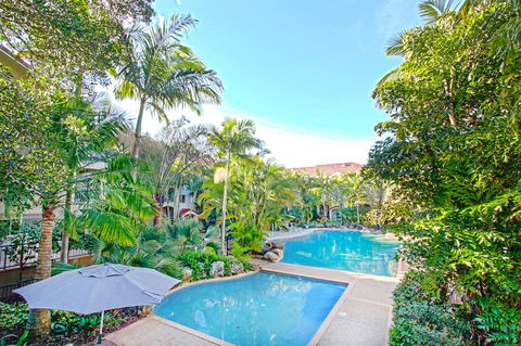 Sanctuary Lake Apartments - Queensland Tourism 0