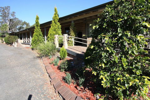 Picton Valley Motel - QLD Tourism 5