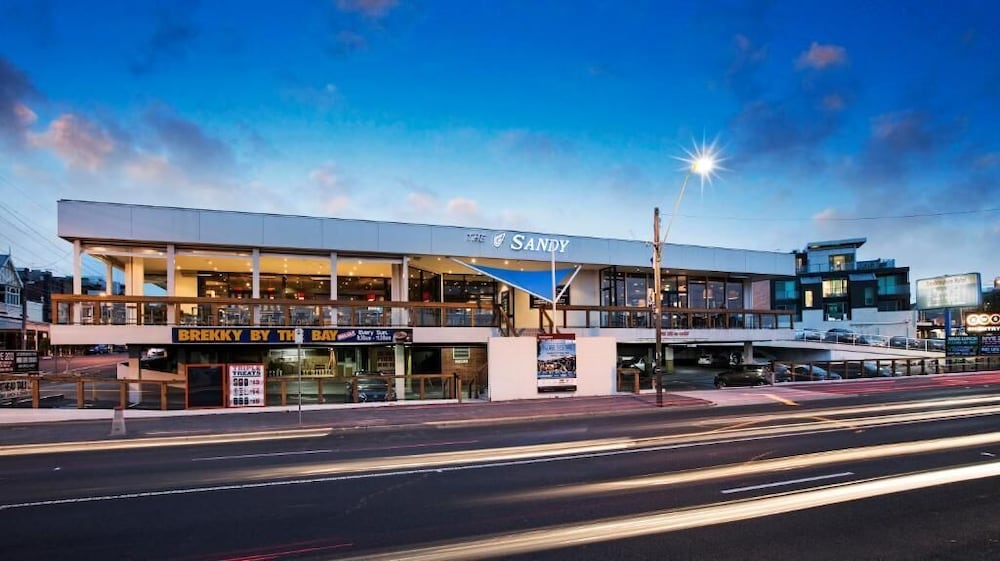 Queensland Tourism