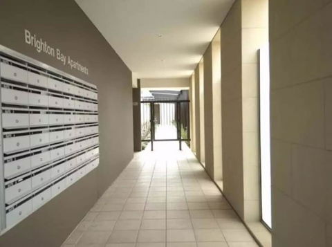Brighton Bay Apartments - Queensland Tourism 1