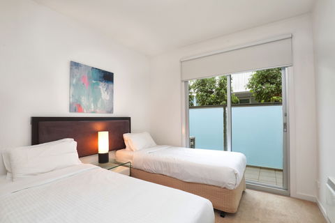 Brighton Bay Apartments - Queensland Tourism 3