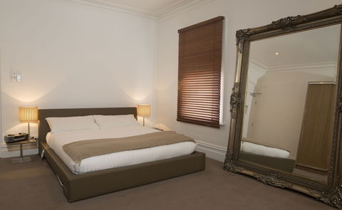 The Ikon Hotel - Queensland Tourism 6