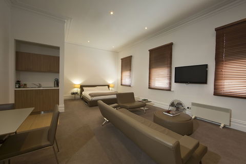 The Ikon Hotel - Queensland Tourism 4