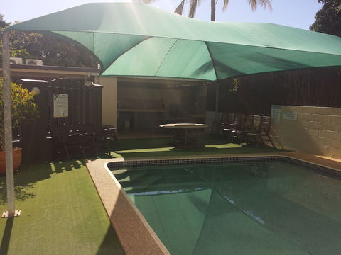 Mid City Motor Inn - Queensland Tourism 3