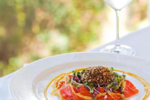 Chriss Beacon Point Restaurant & Villas - Queensland Tourism 2