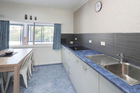 Homelea Accommodation - Queensland Tourism 7