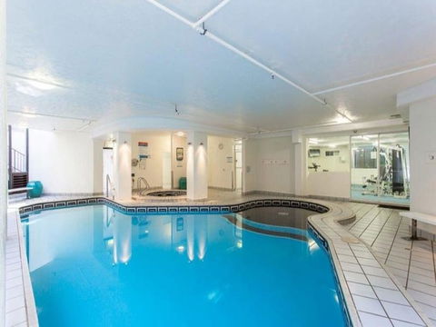 Aegean Apartments - Queensland Tourism 5