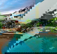 Cascade Gardens - QLD Tourism